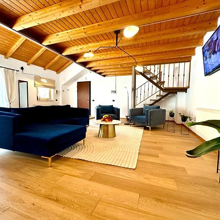 Blue Nest Apartment Timisoara Bagian luar foto