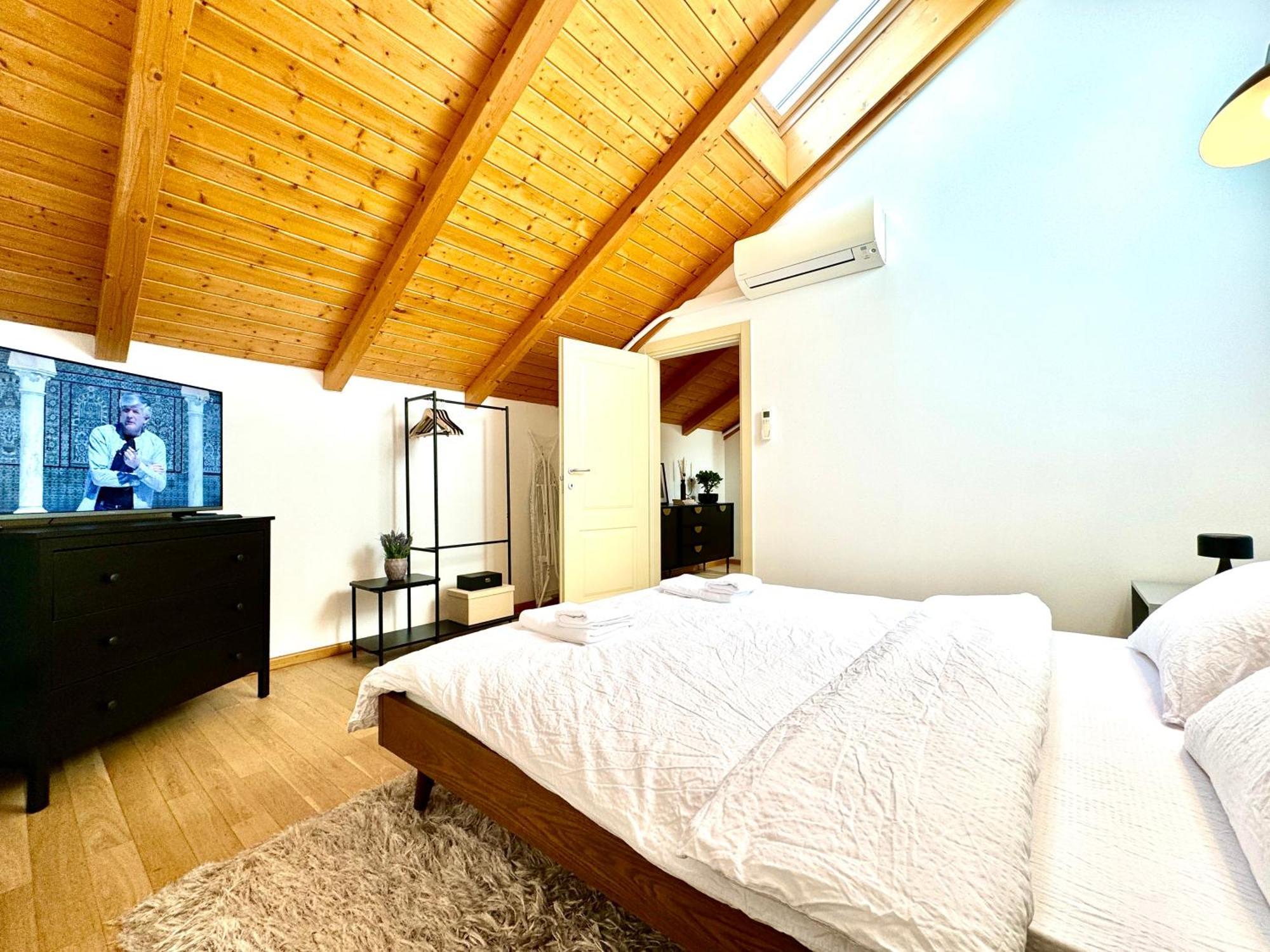 Blue Nest Apartment Timisoara Bagian luar foto